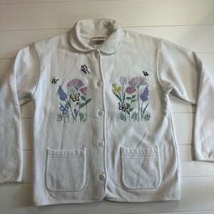 Morning Sun Vintage Embroidered Floral Butterfly and Bee Button-Down Sweatshirt